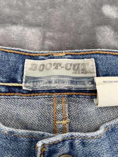 Old Navy Mens Y2K Famous Bootcut Jeans Size 30 x 30 100% Cotton Light Wash