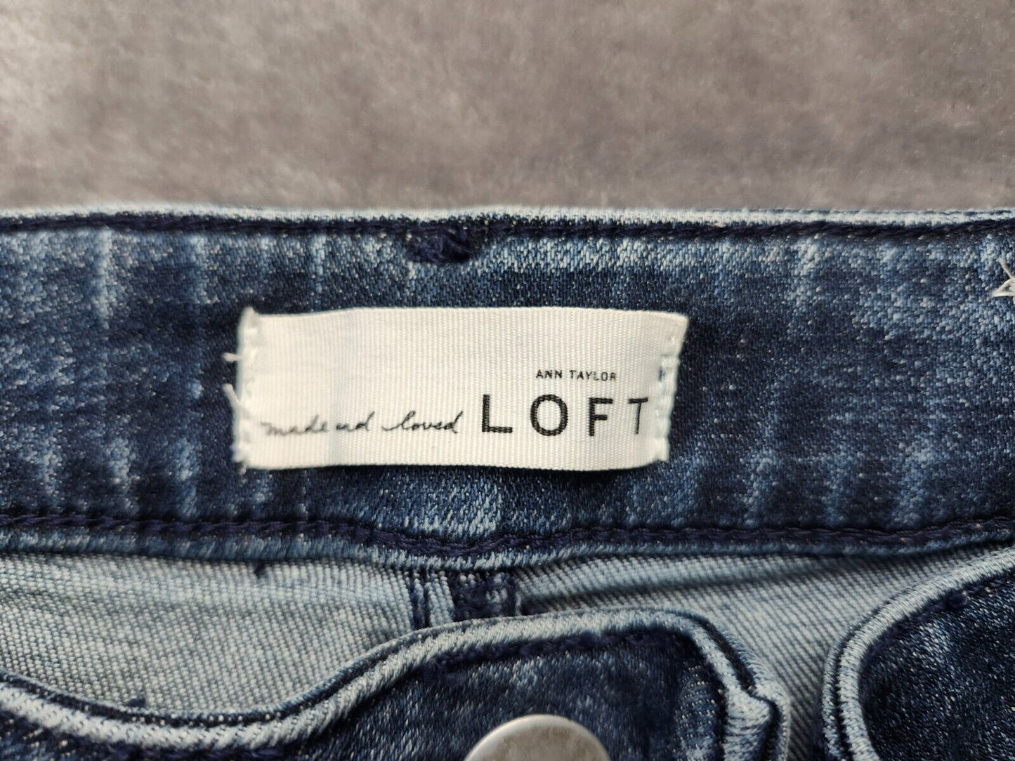 Ann Taylor Wide leg Womens Jeans Size 2