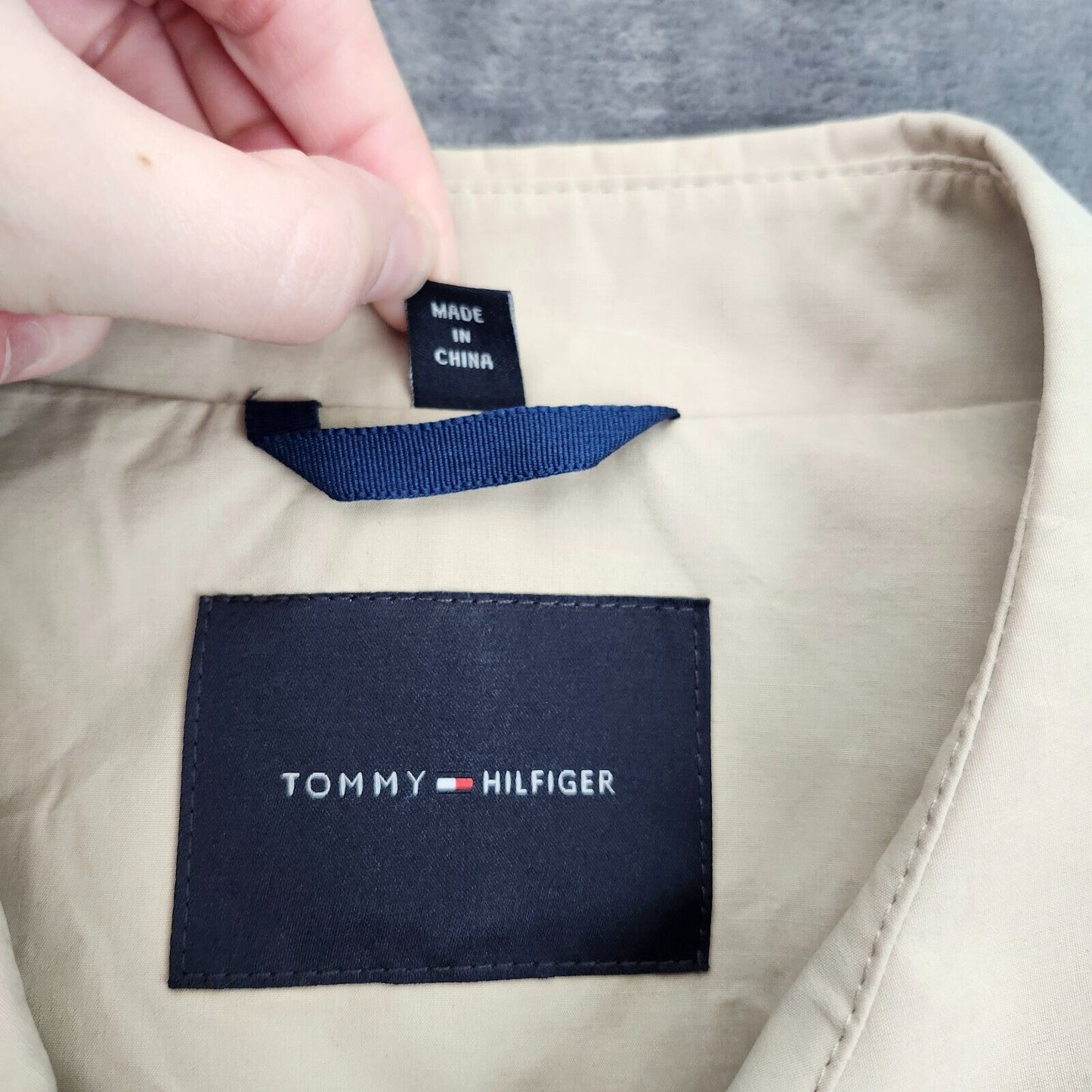 NWT Tommy Hilfiger Mens Trench Coat Stlye FINN Tan Size 40R