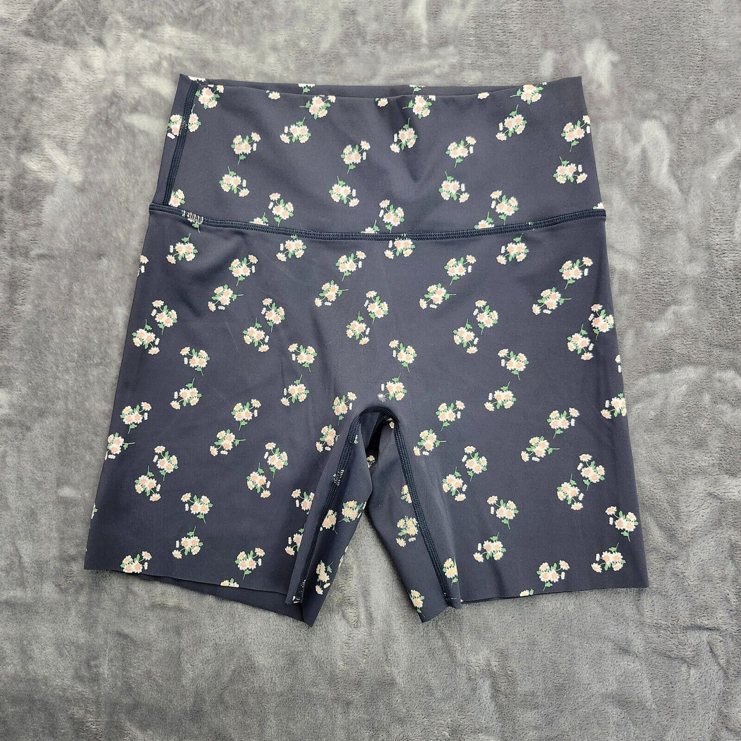 Aerie Offline Blue Gray Floral Biker Shorts Large Womens Athleisure Active