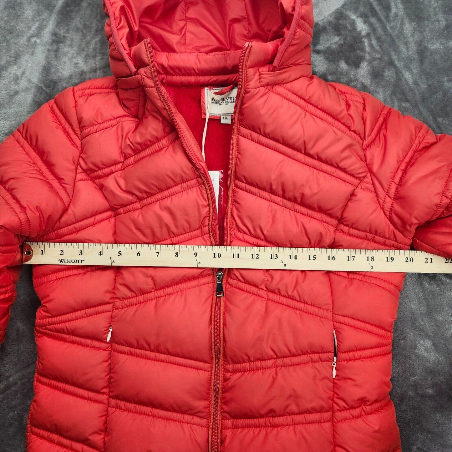 Roosevelt American College Womens Red Puffer Jacket Size Large