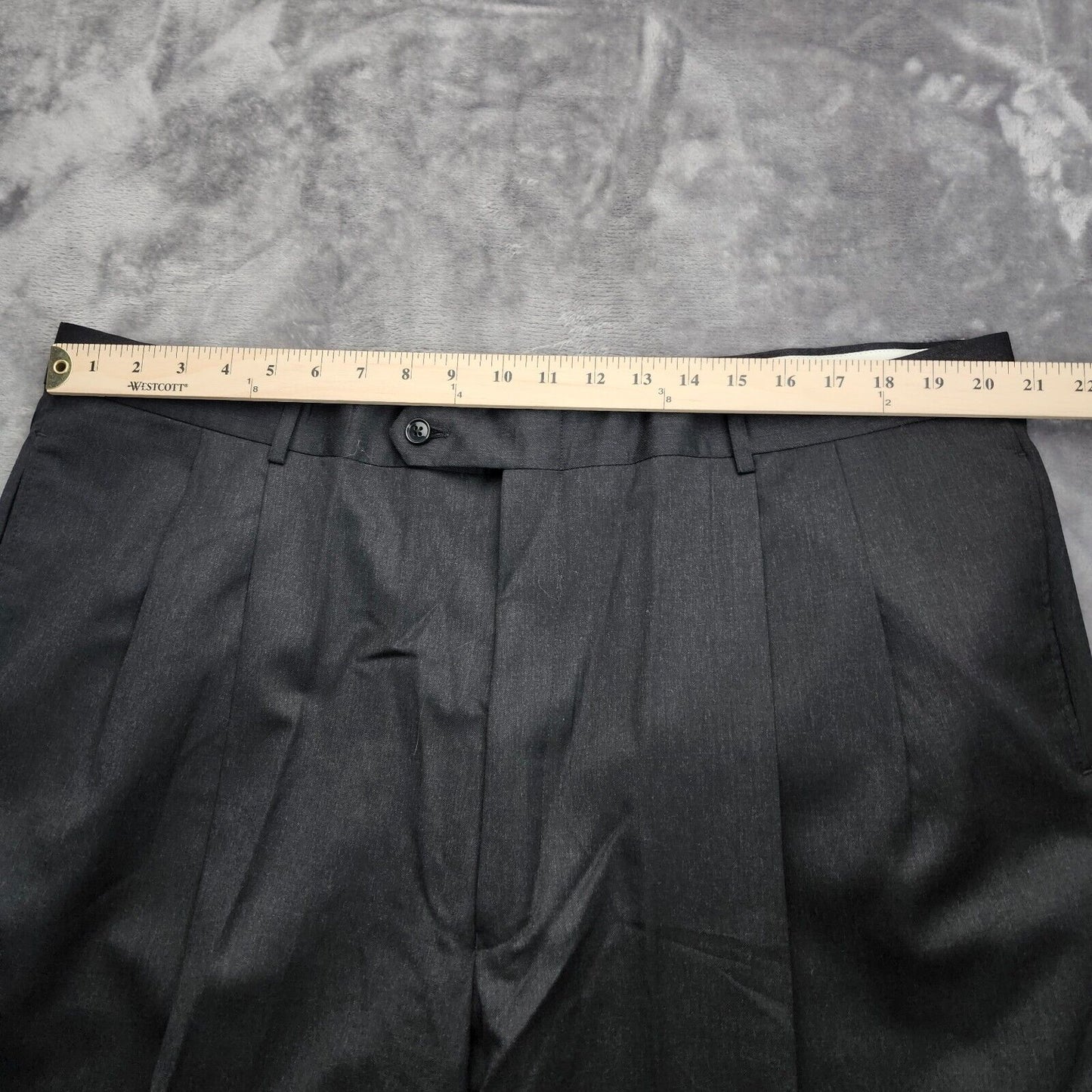 100% Wool Black Suit Set Jacket Notch Lapel 50L, Pants 45.5L
