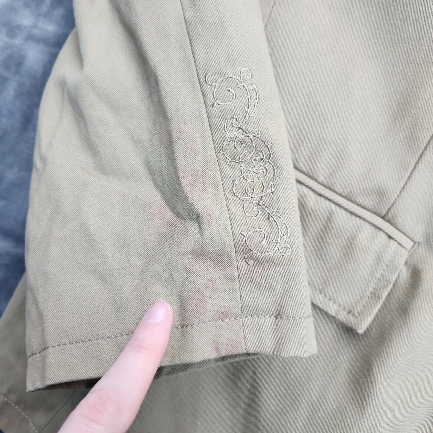 Xtreme Couture Men's M 40/42 Sport Coat Tan Embroidery Appliqués 2 buttons