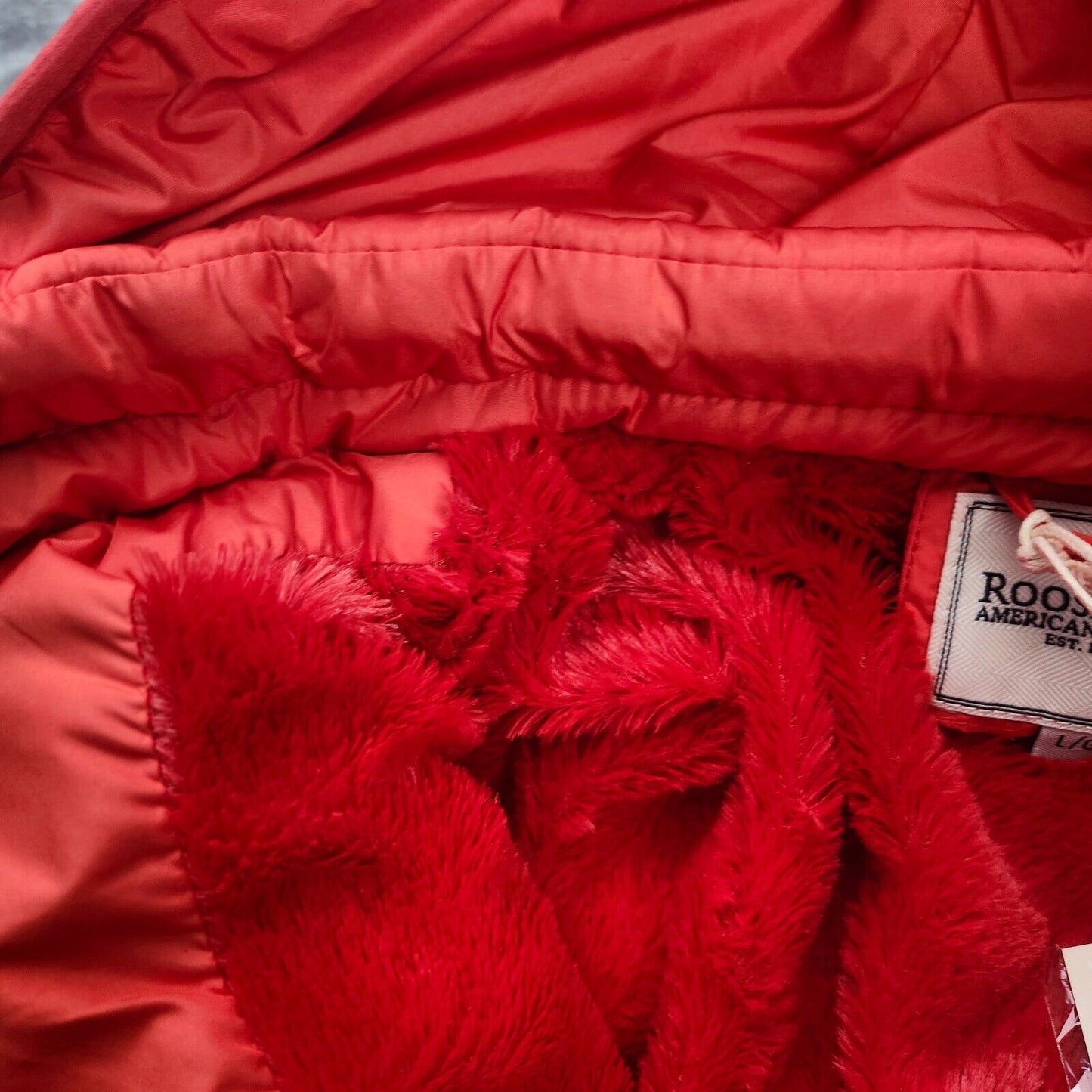 Roosevelt American College Womens Red Puffer Jacket Size Large