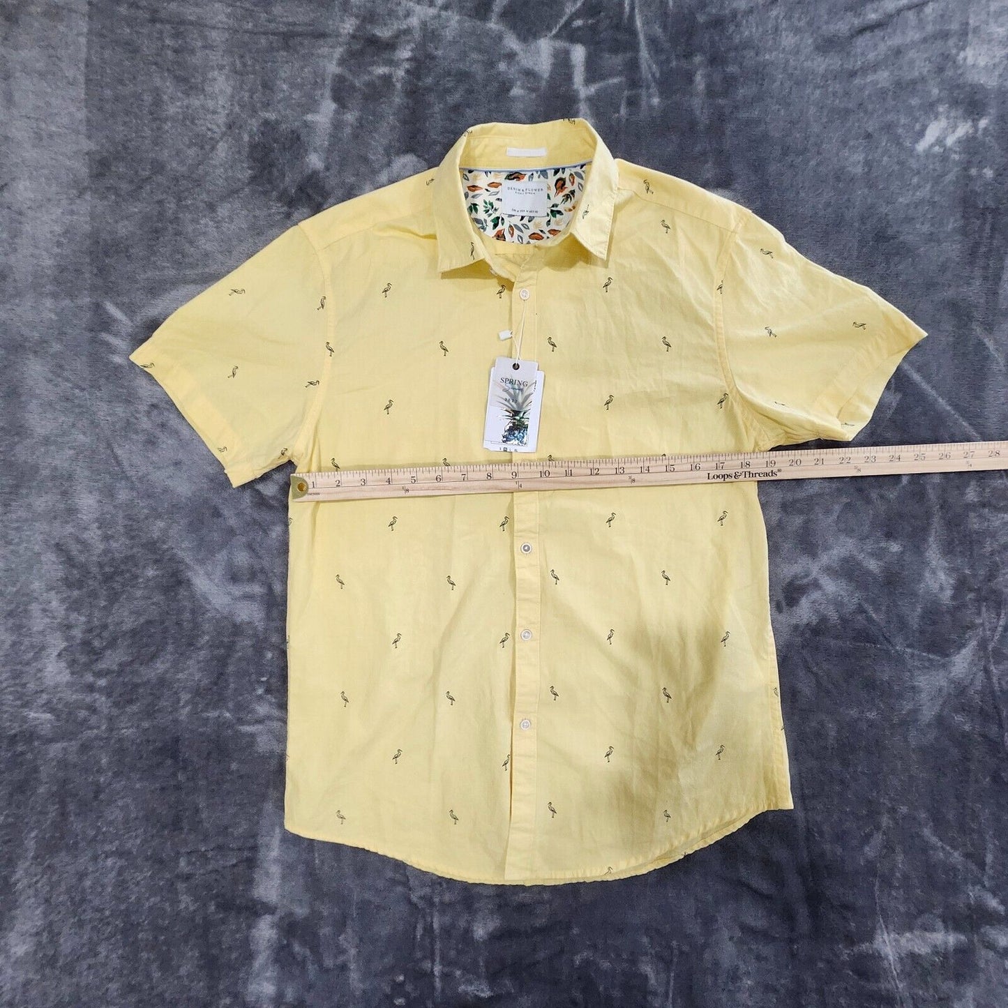 NWT Ricky Singh Denim & Flower Button Up Shirt MEDIUM Yellow Short Sleeve