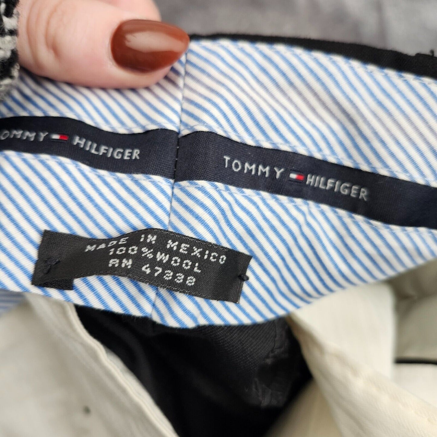 NWoT Tommy Hilfiger 100% Wool Mens Classic Trim Fit Suit / Tuxedo Pants 34 Short