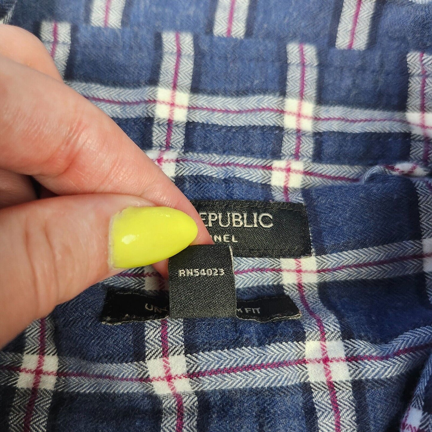 Banana Republic Luxe Flannel untucked slim men's fit size small