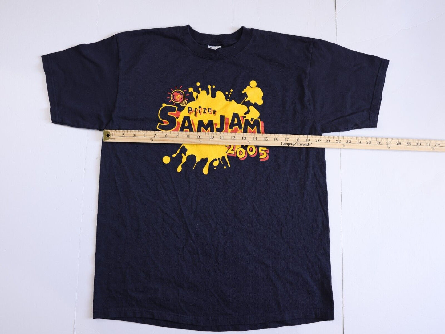 Pfizer Samjam Blue 2005 Graphic Biontech Logo T-Shirt Size Large