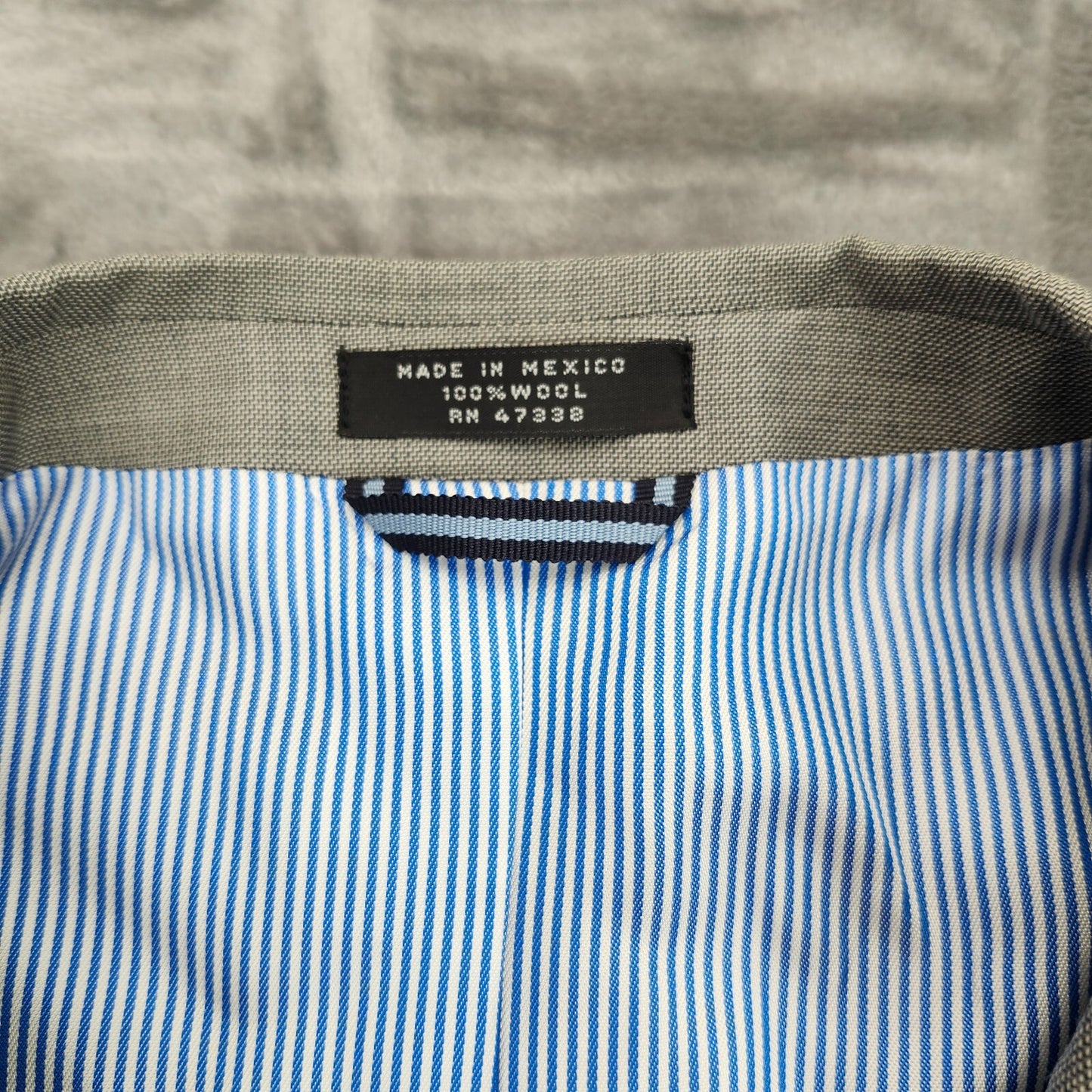 Tommy Hilfiger Men's Gray Blazer Sport Coat Suit Jacket Long 46 100% Wool