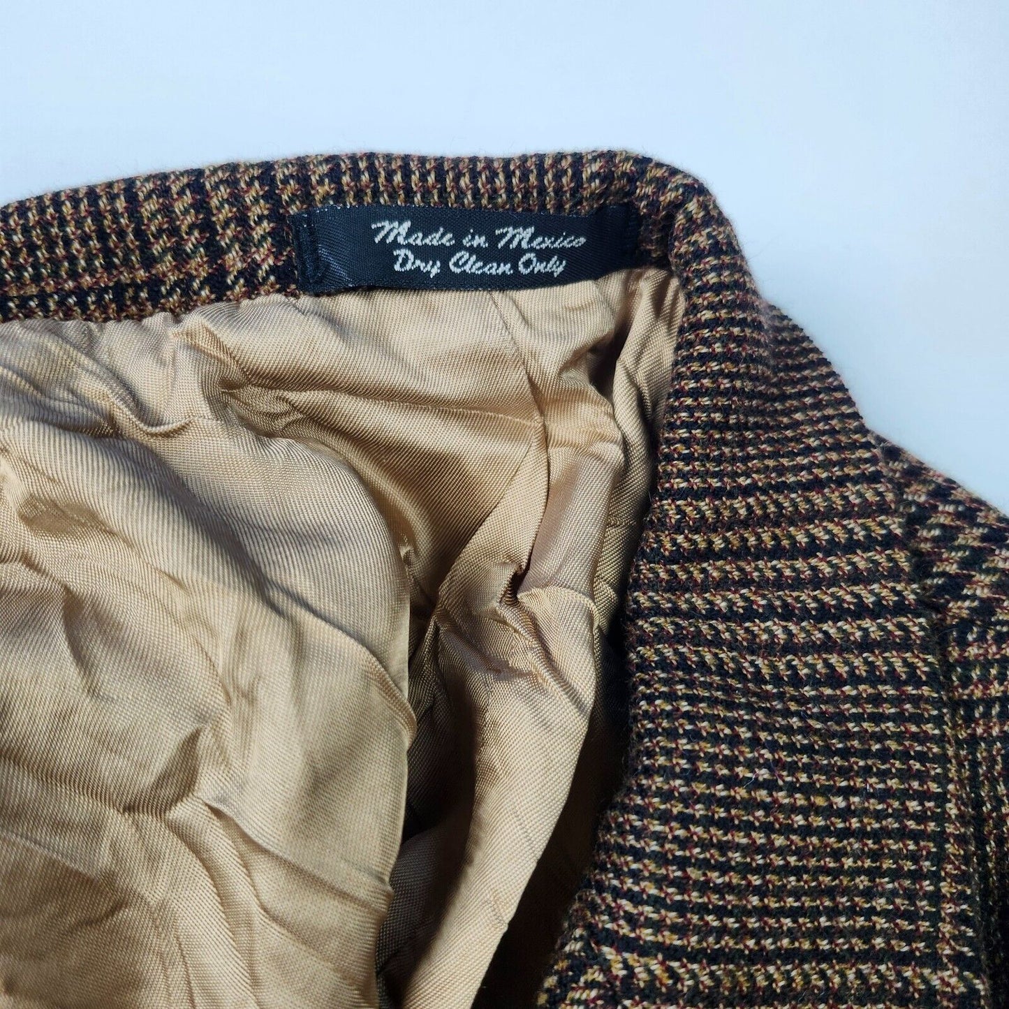 Bill Blass Black Label Brown Wool Blazer size 40
