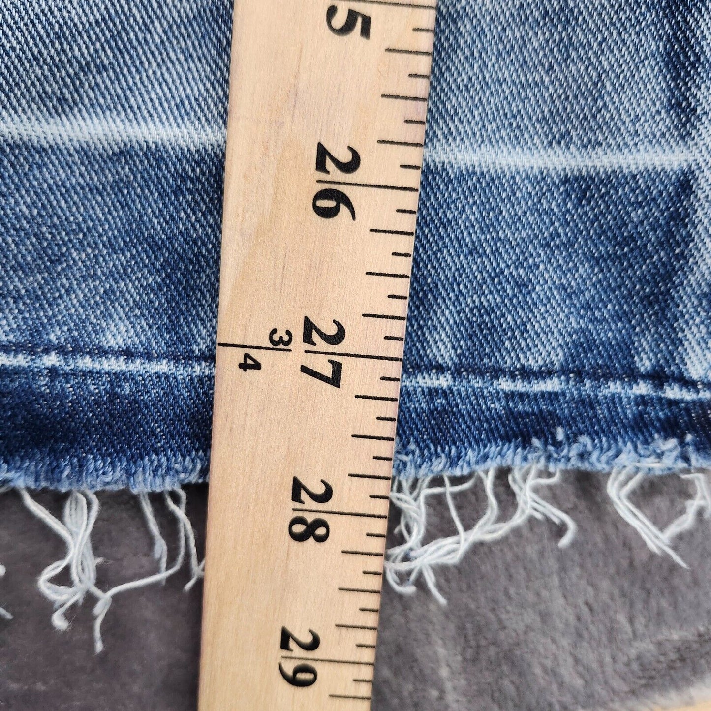 CUPSHE Womens Blue Frayed Hem Capri Jeans NWT XL