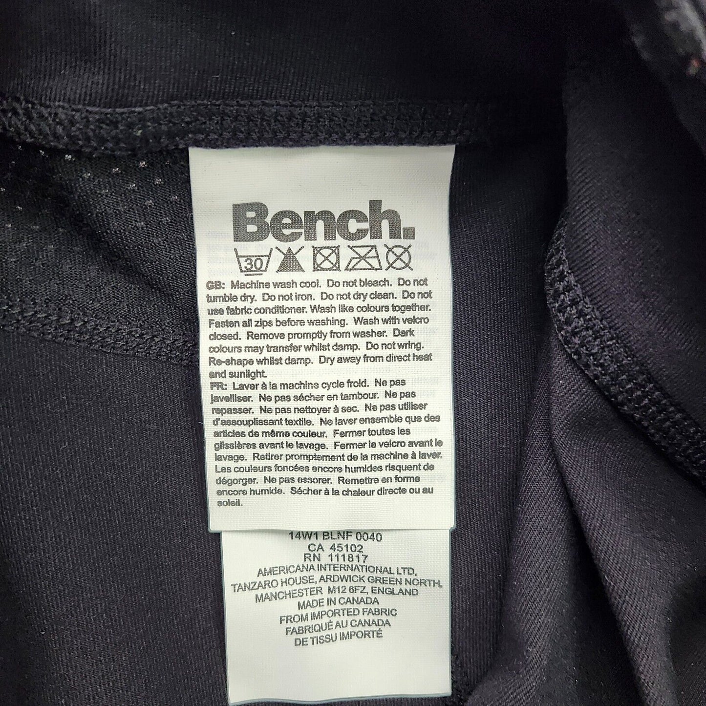 NWT Bench Urban Wear Womens size Small Black Yoga Capri Pants