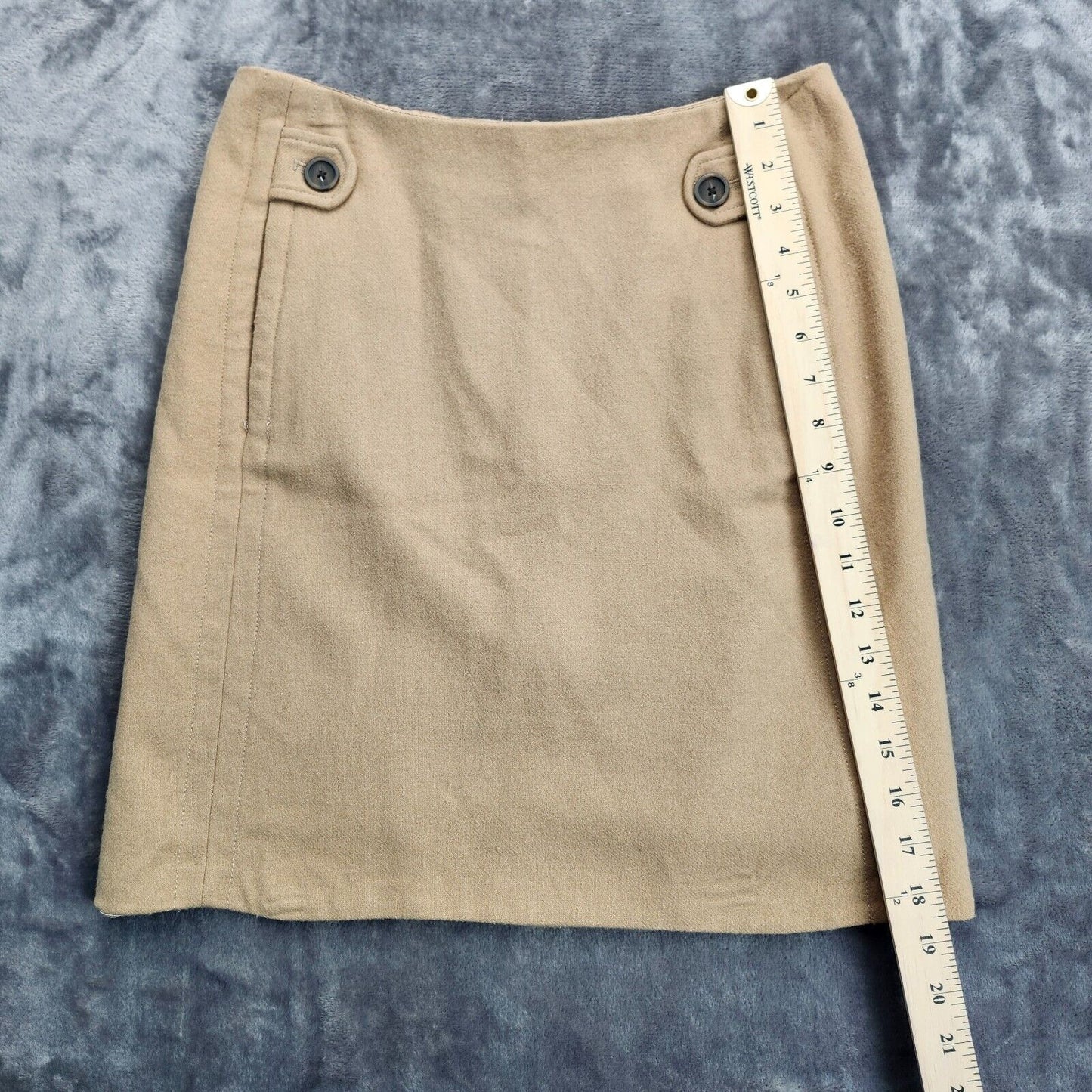Banana Republic Womens Skirt sz 2 Beige A Line Pleated Pockets Wool Blend Button