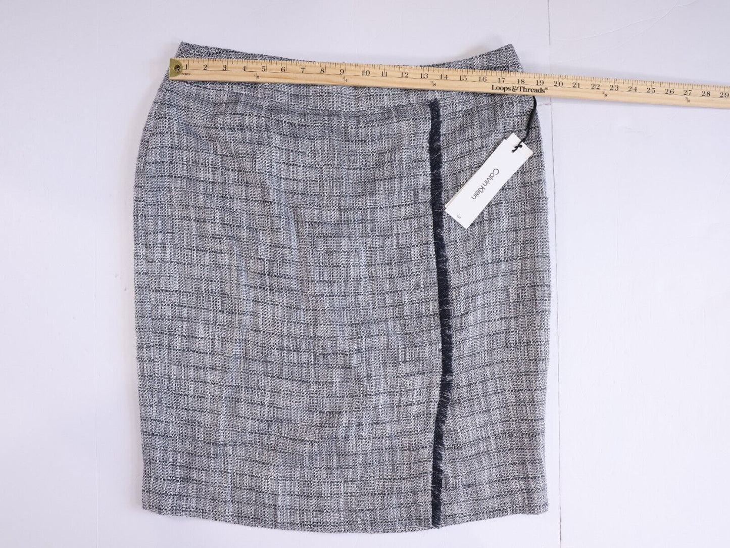 Calvin Klein Gray Pencil Skirt Size 14 Tweed
