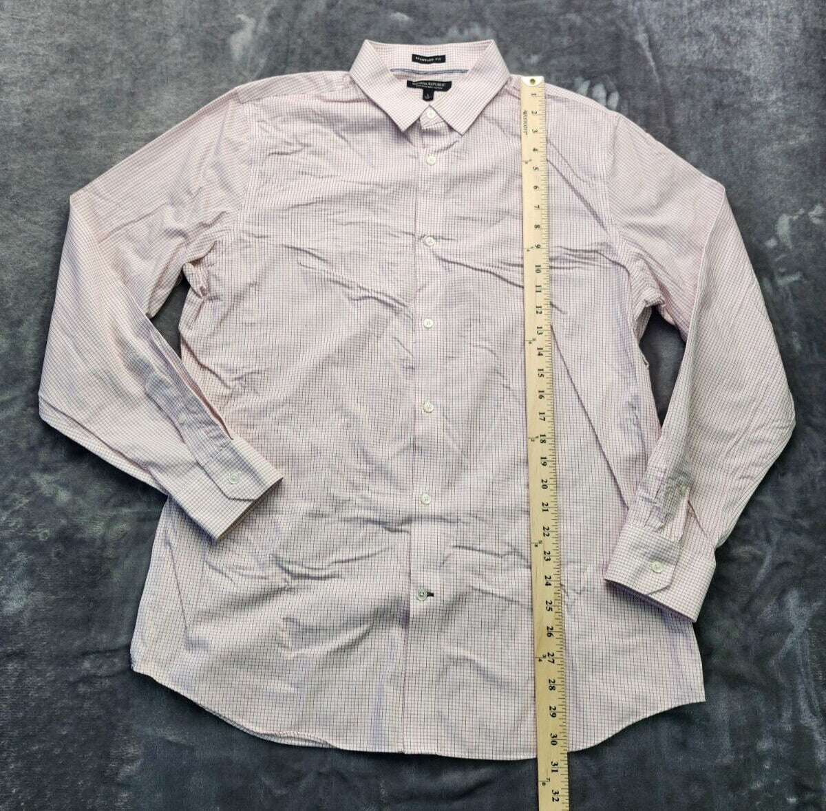 Banana Republic Non-iron 100% cotton Standard fit size large 16.5