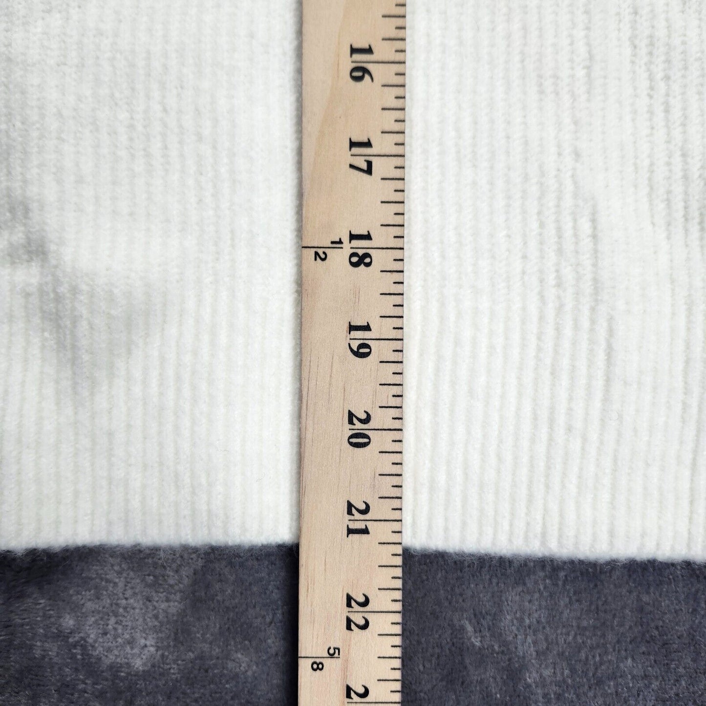 New York & Company Long Feather Sleeve Turtleneck Sweater Medium