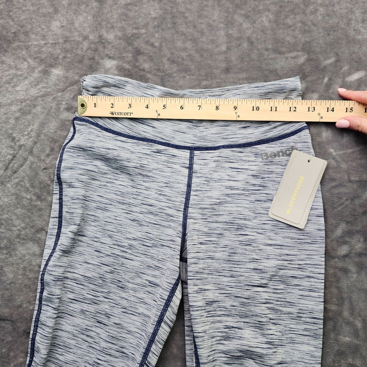 NWT Bench Urban Wear Womens Yoga Capri pants Size SM Blue
