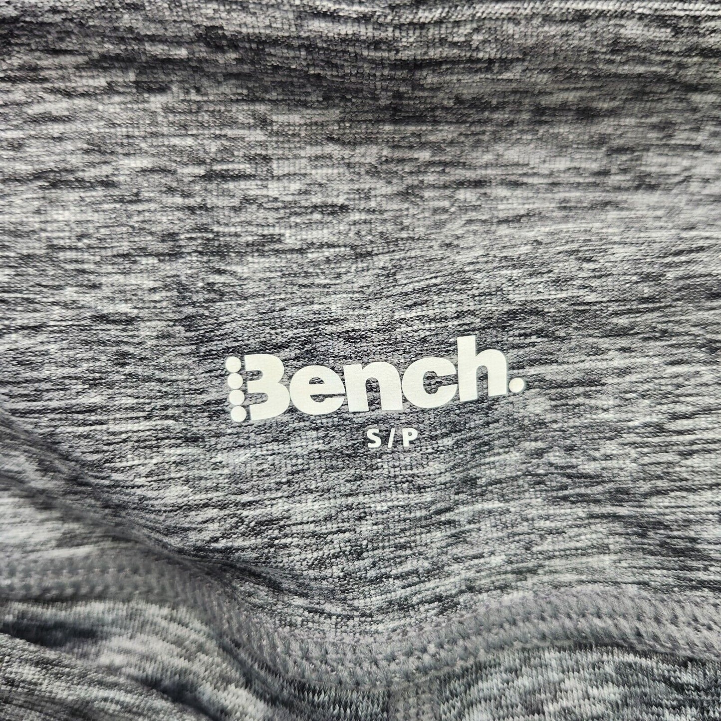NWT Bench Urban Wear Womens Yoga pants capri skinny Size Small gray