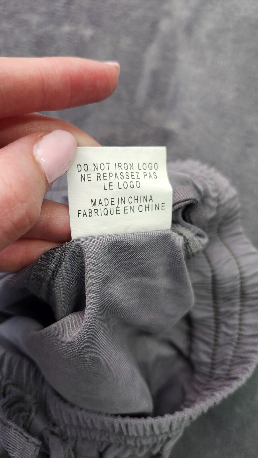 NWT Bench Urban Wear Womens Loose fit capri pants Size Small Gray