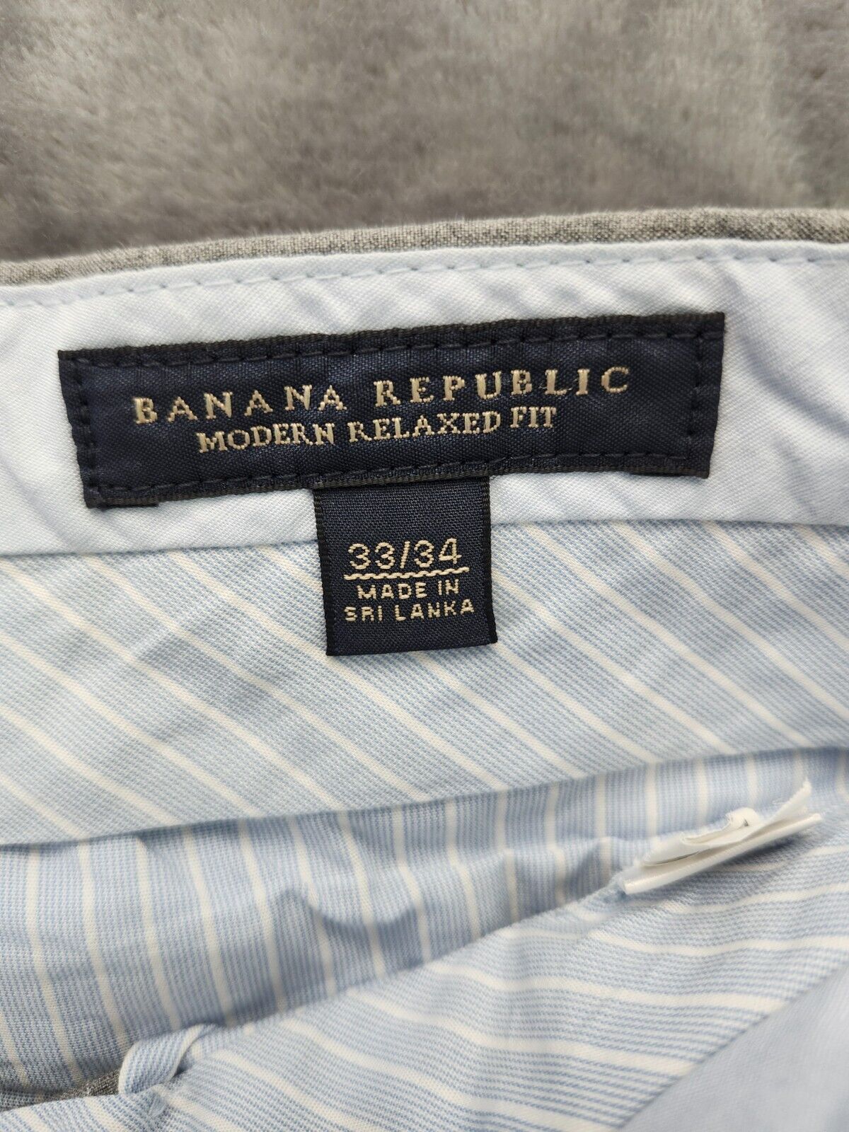 Banana Republic Modern Relaxed Fit Womens trousers size 33/34