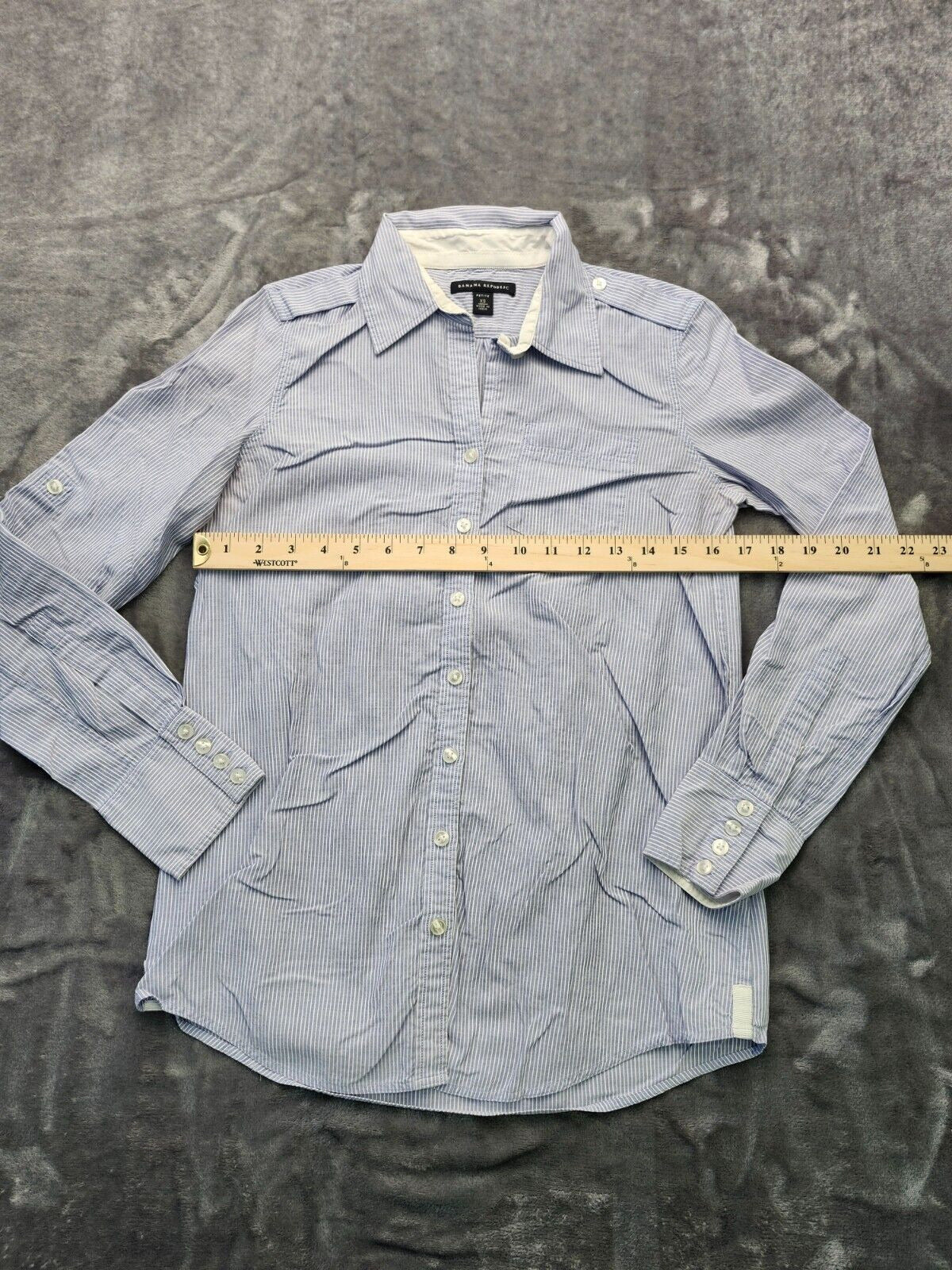 Banana Republic womens button up dress shirt Petite XS