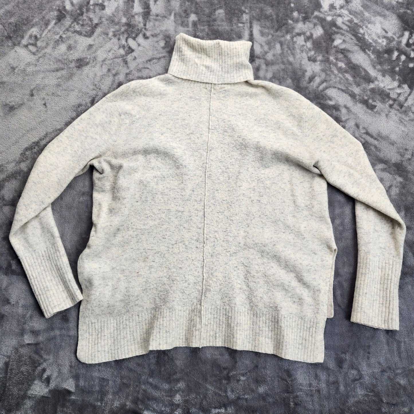 Athleta White Transit Merino Wool Stretchy Business Casual Turtleneck Sweater M