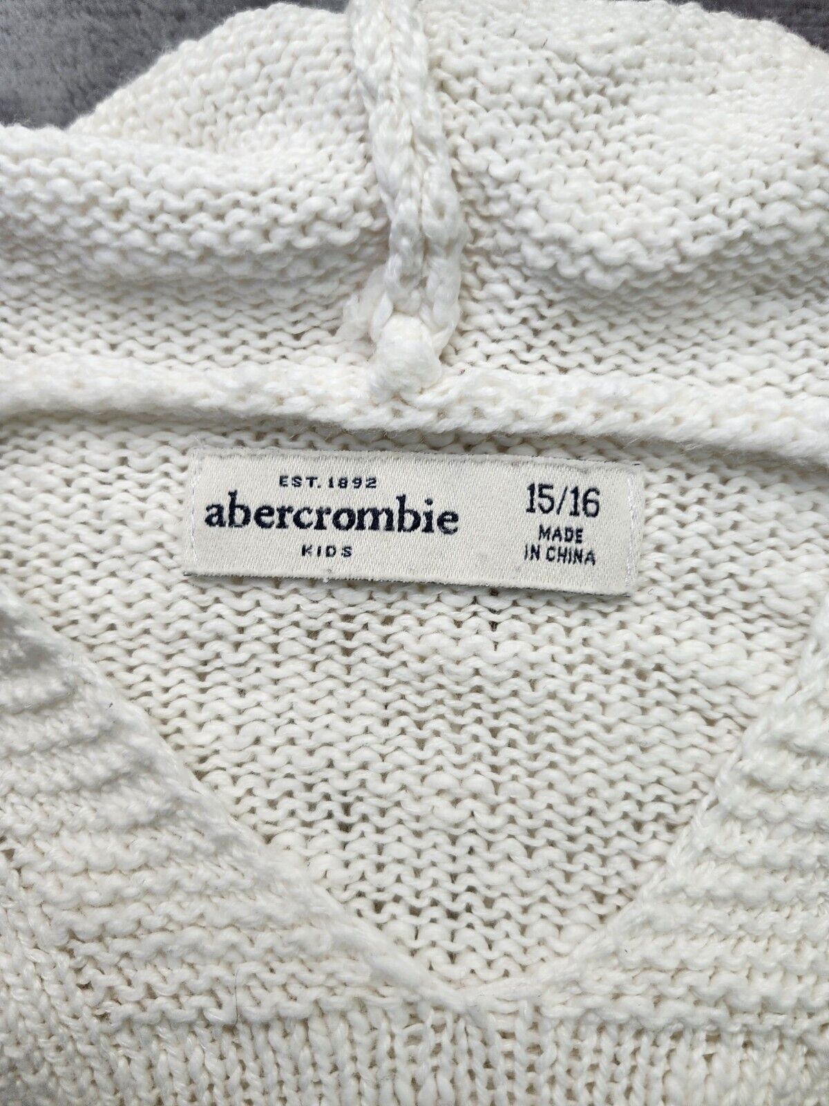 Abercrombie kids knit sweater size 15/16