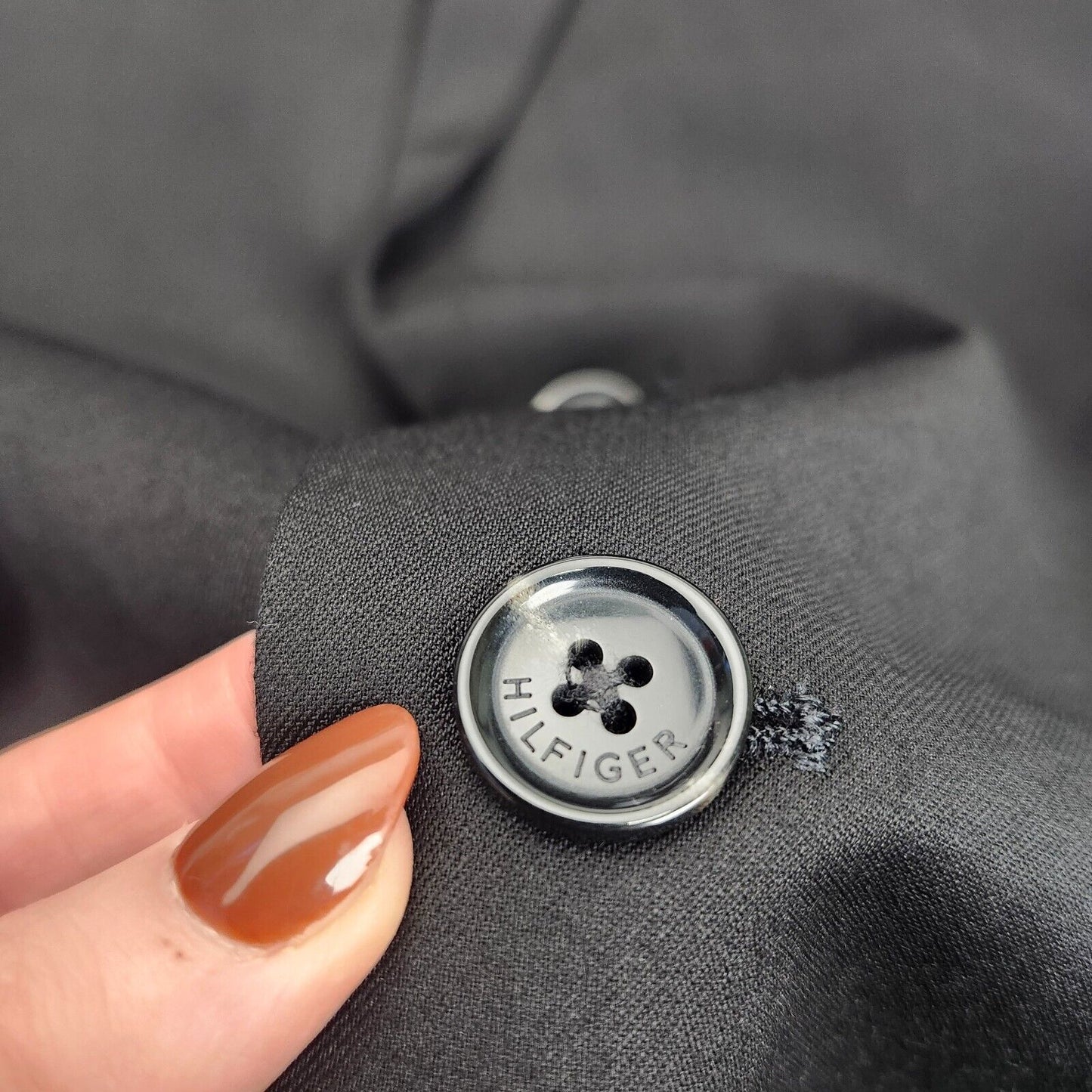 NWoT Tommy Hilfiger 100% Wool Mens Suit Jacket 44 Regular Black Notch Lapel
