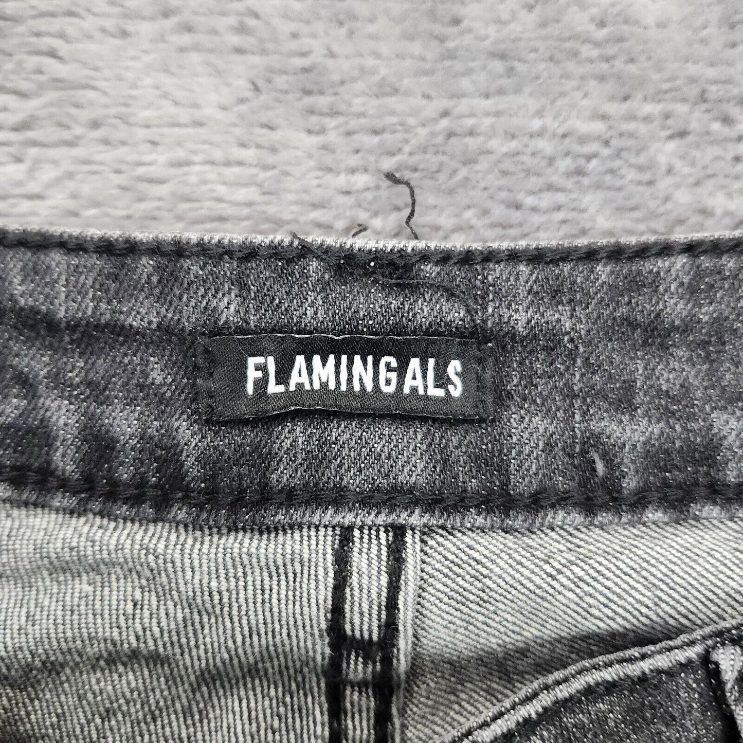 NWT Flamingals Women's High Waist Straight Ripped Black Jeans Size Small