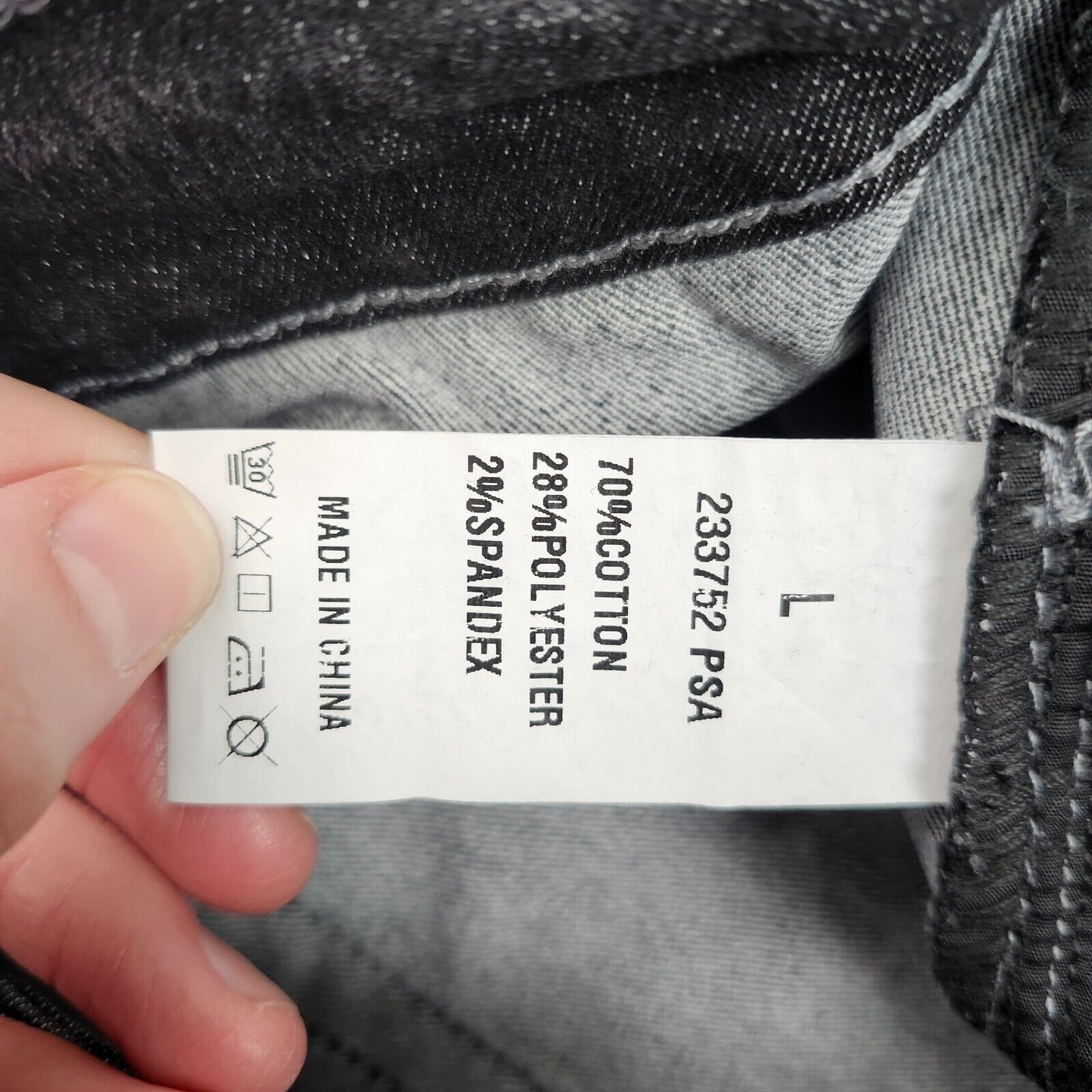 NWT Flamingals Women's Skinny Ripped Black Jeans Size Large