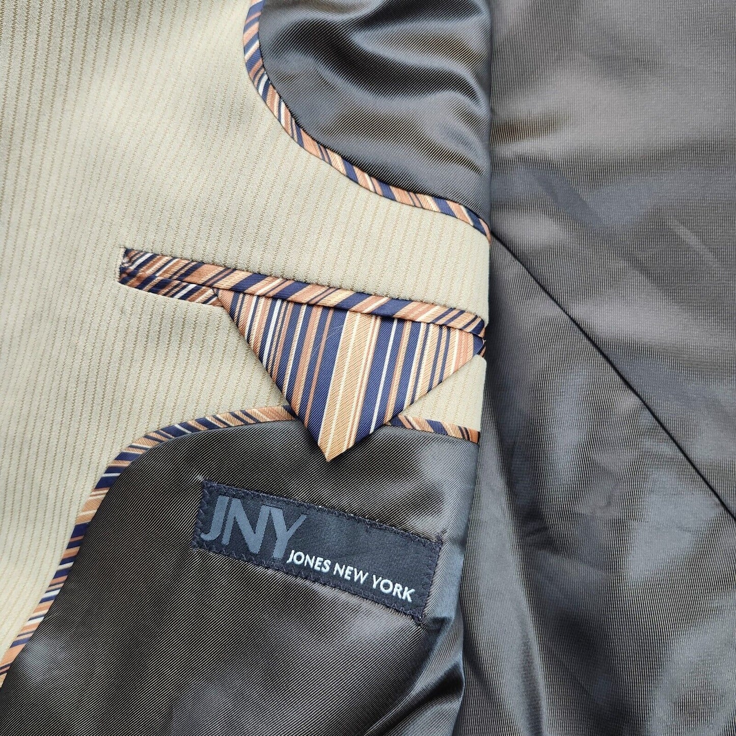 NWT JNY Jones New York Men's 48 Long Suit Coat Style Adler Tan Notch Lapel