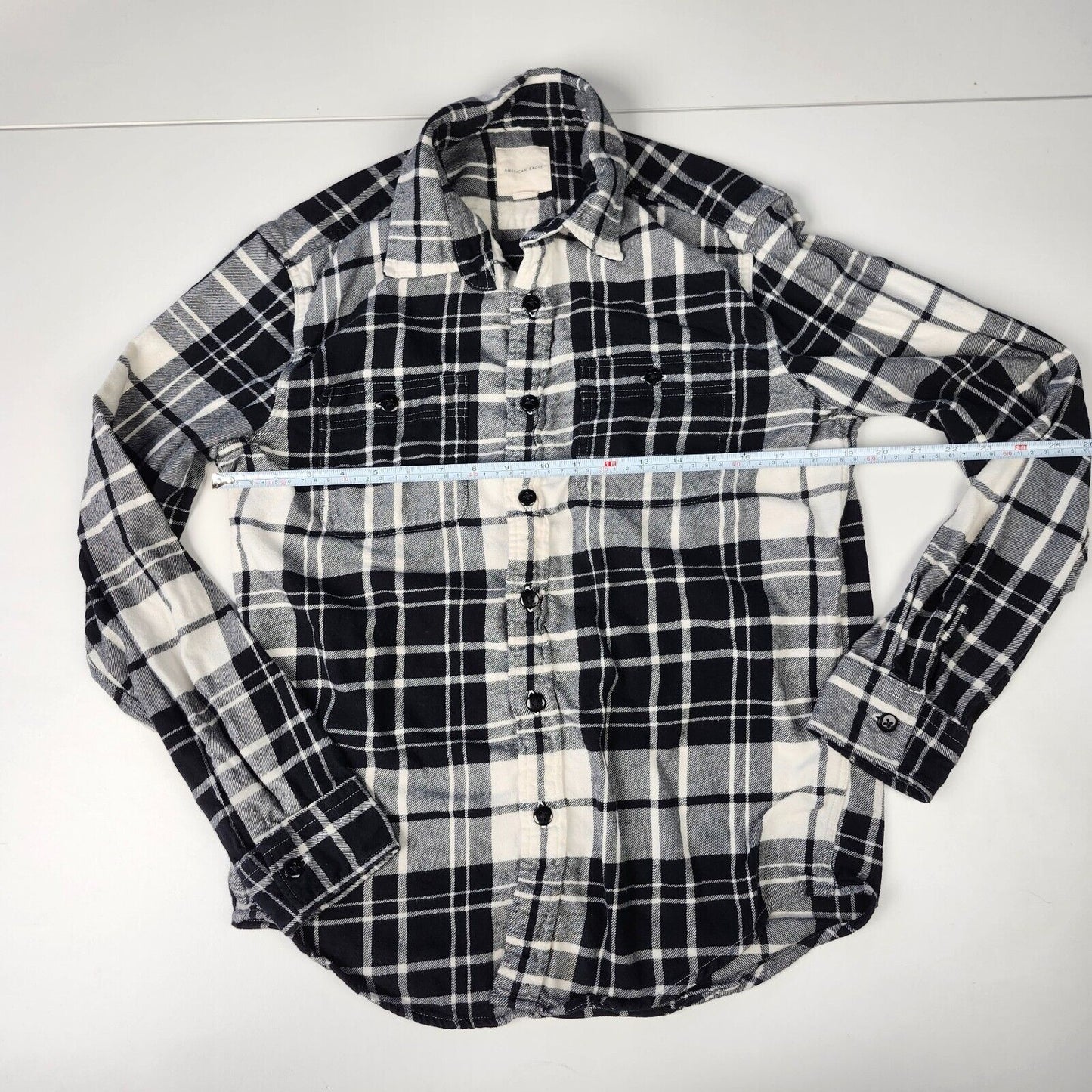American Eagle Tartan Flannel Casual Button Shirt Mens Size Large L Black White
