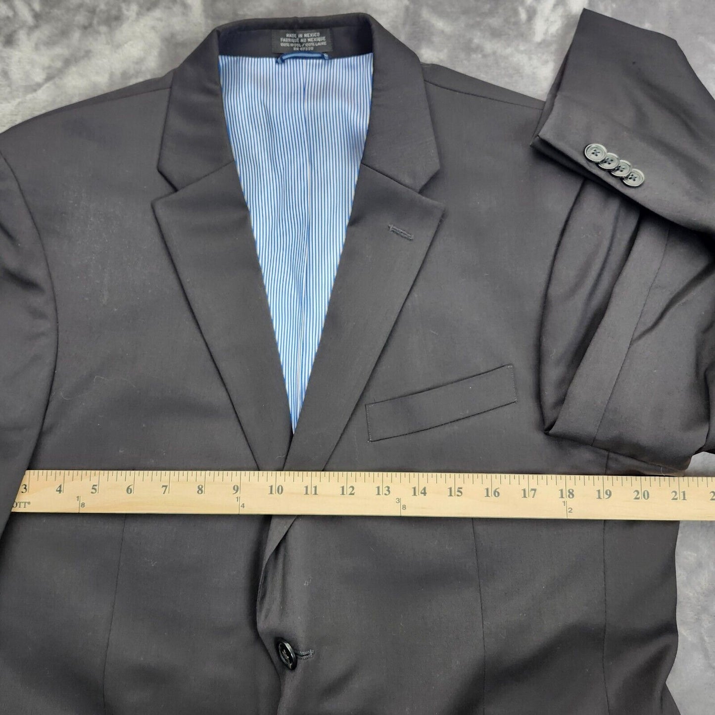 NWoT Tommy Hilfiger 100% Wool Mens Suit Jacket 42 Short Black Notch Lapel