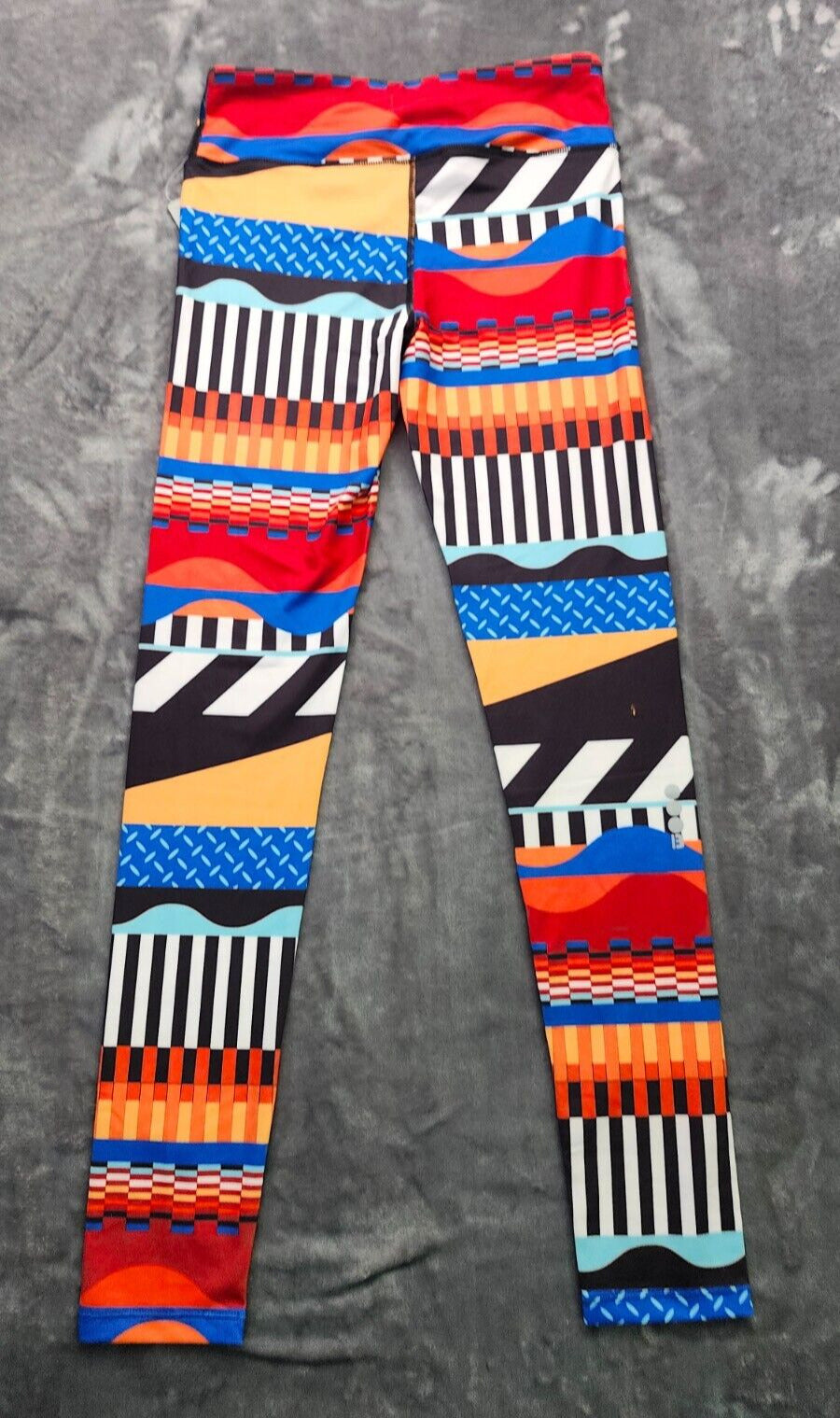 NWT Bench Urban Wear Womens Yoga pants Size Small Bold Stripe Colorful Pants