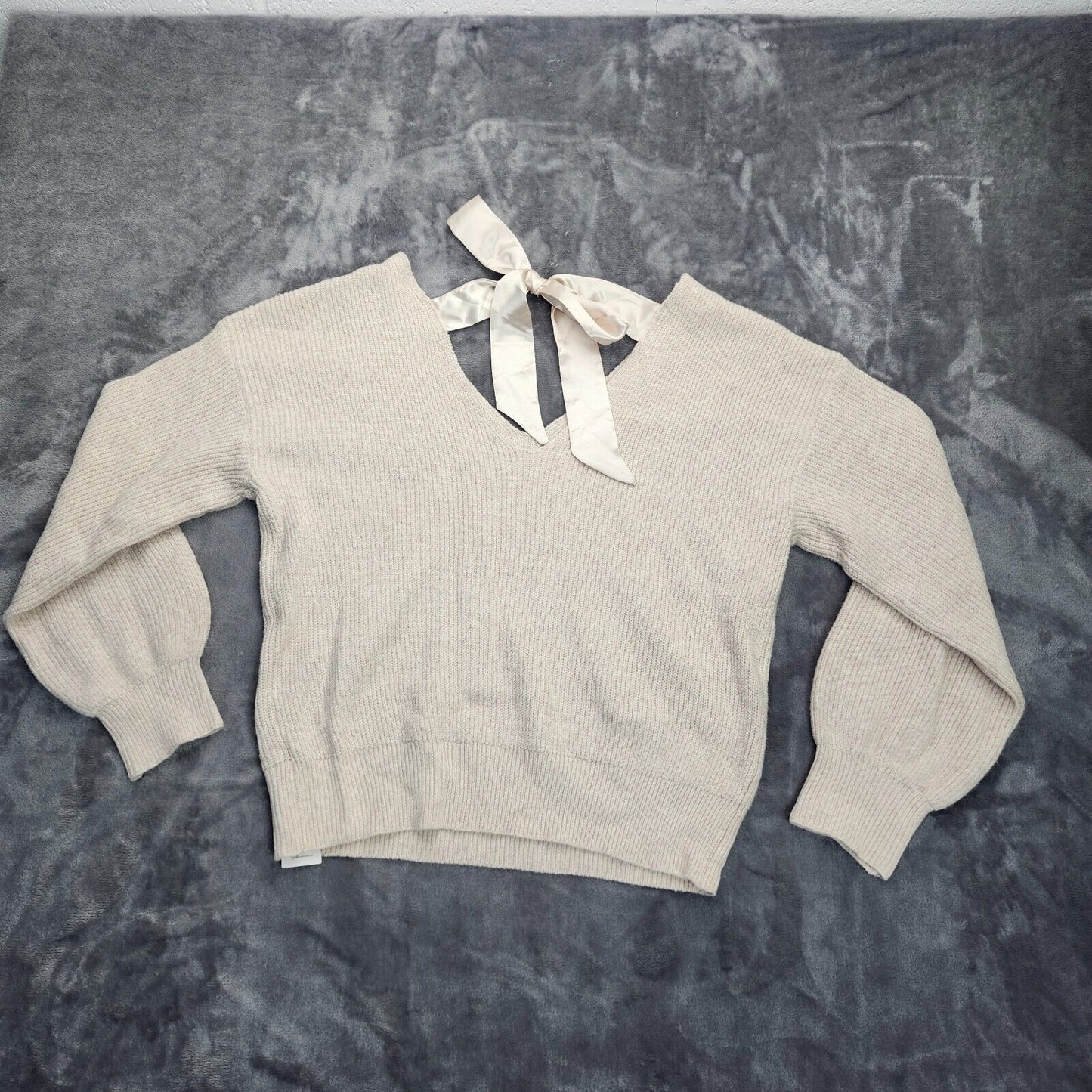 Cupshe Womens Long Sleeve V-Neck Satin Bow Sweater Medium