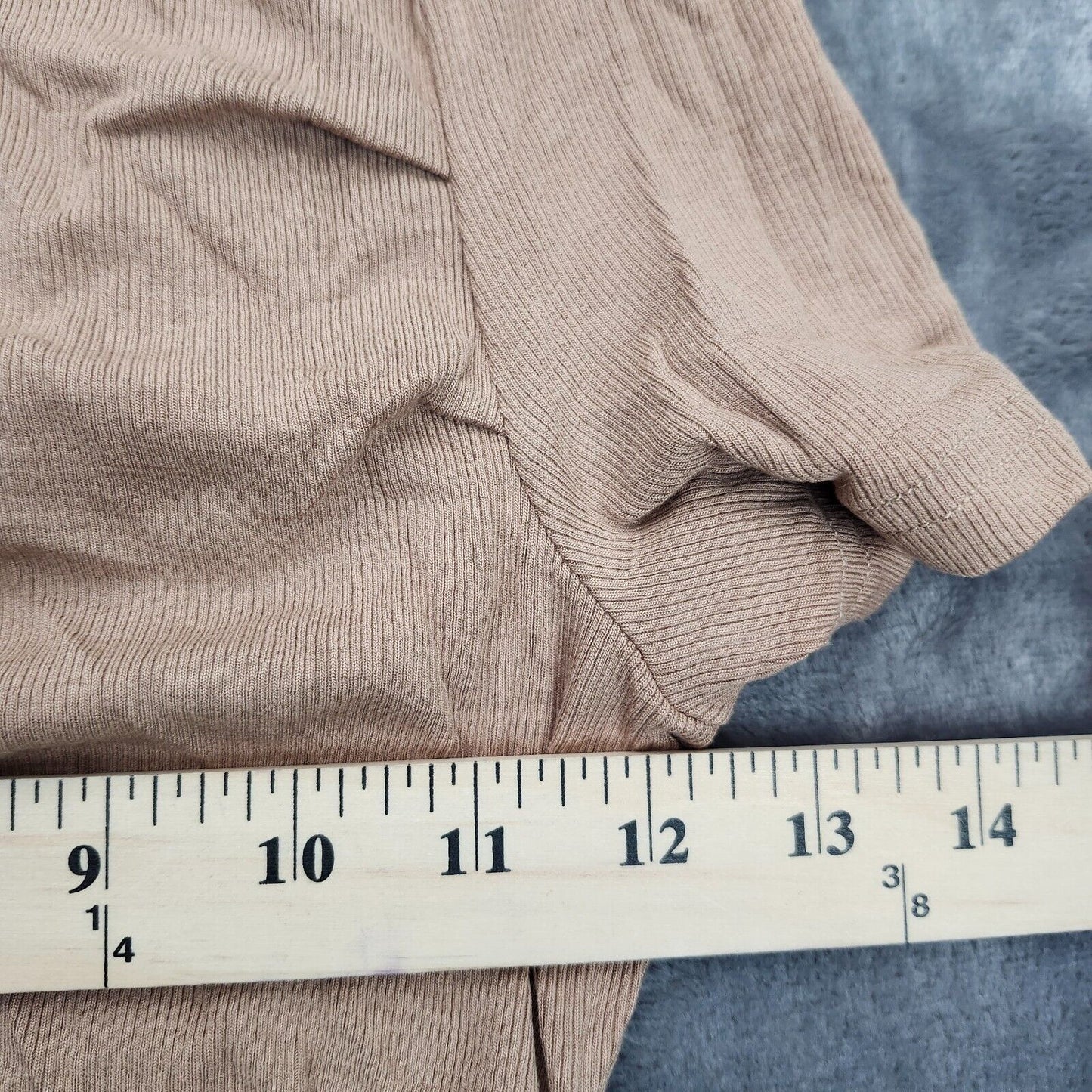 CIDER Womens Off Shoulder Tan Ribbed T shirt XS
