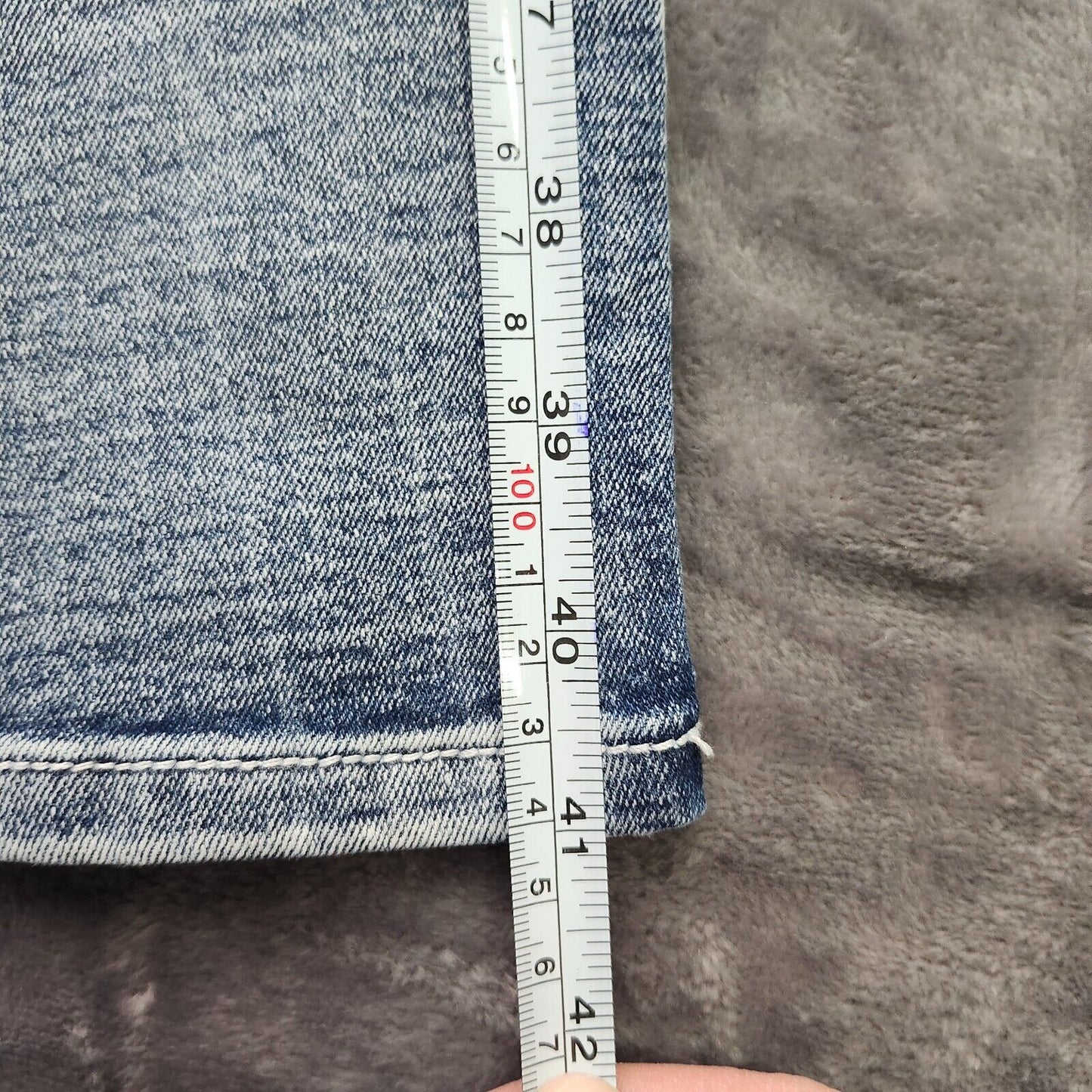 NWT Flamingals Women's Flared Leg Faded Blue Jeans w/ Stars Pockets Size Large