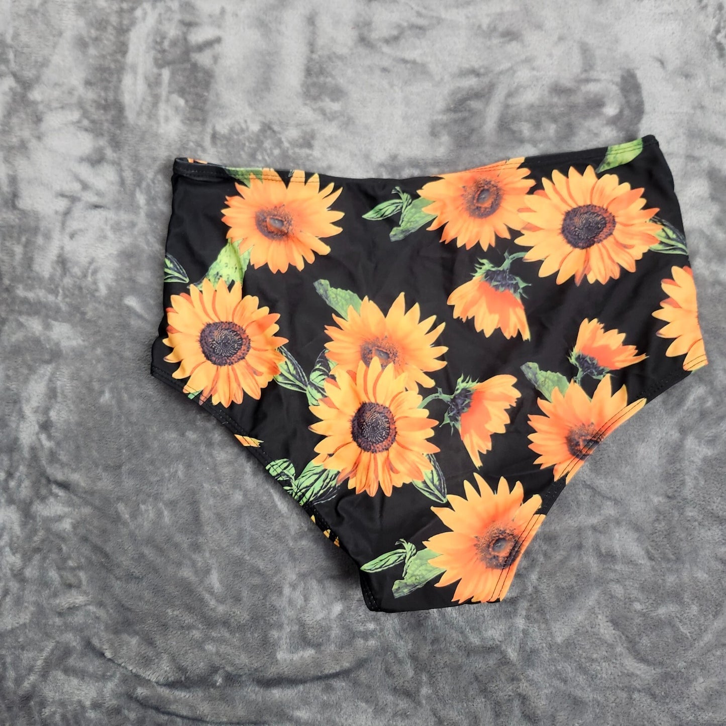 Women 2 Pcs Swimsuit High Waist Floral Halter Bandage Bikini Set Sunflow/BLK XL