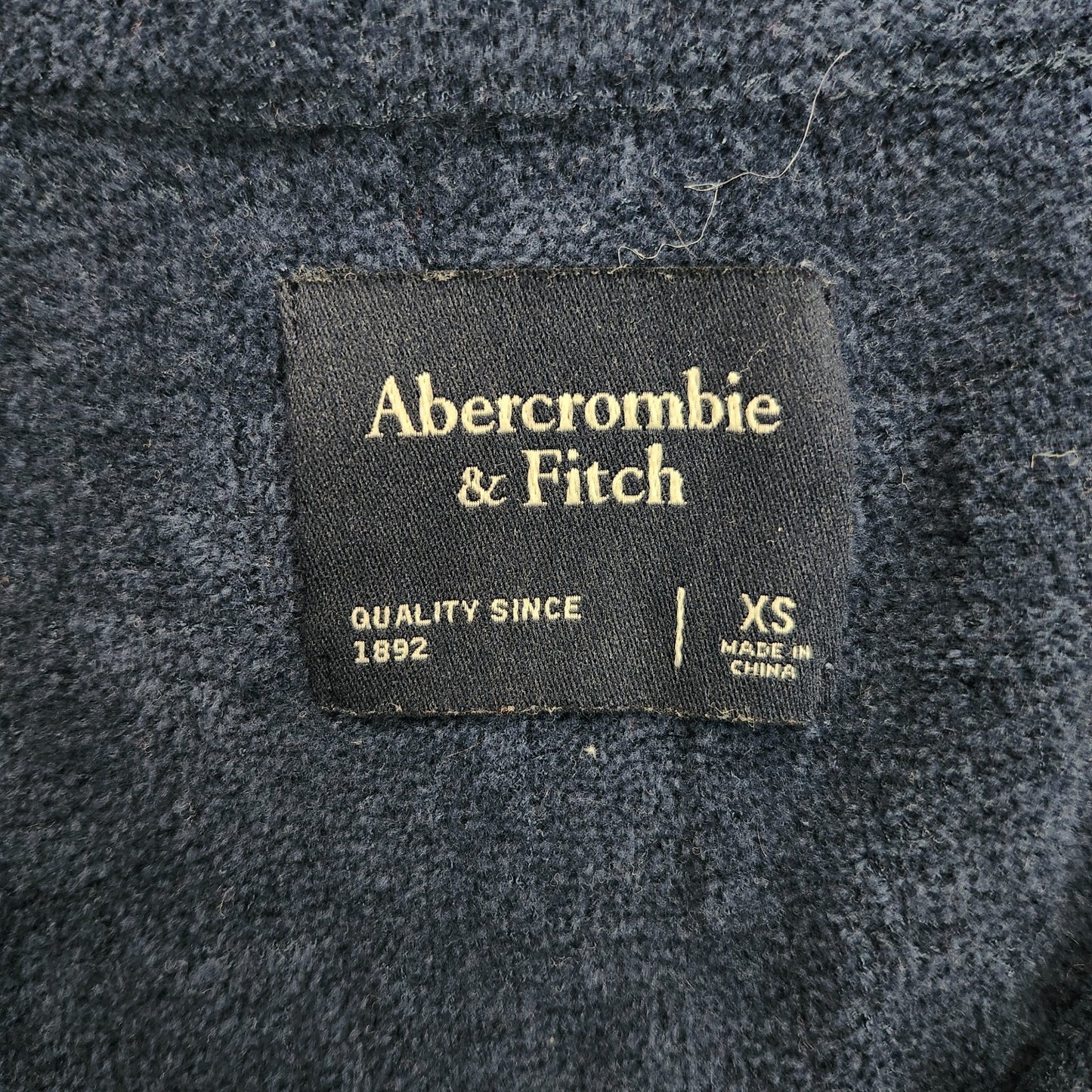 Abercrombie & Fitch Notch-Neck Sweater Tee Woven shirt XS