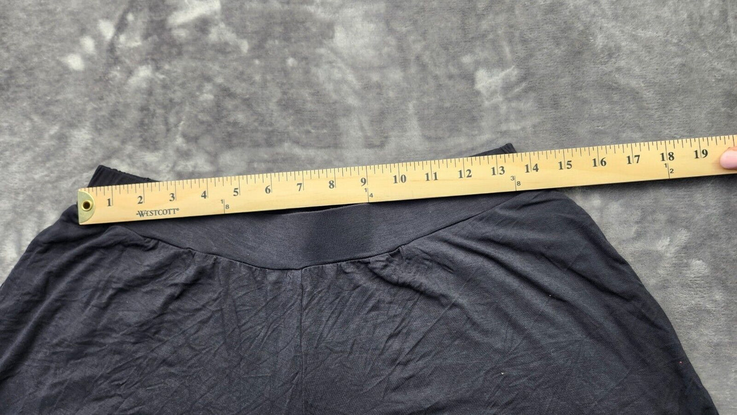 NWT Bench Urban Wear Womens Loose fit Active shorts Size Small BLK
