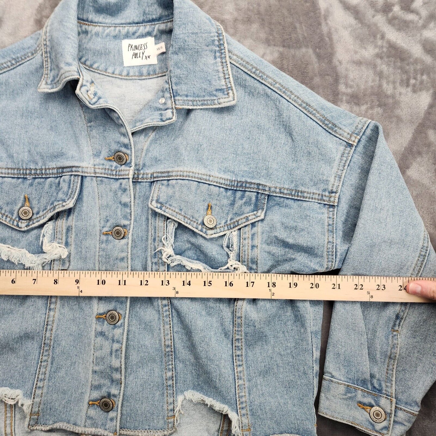 PRINCESS POLLY Womens XS Ripped Jean Jacket