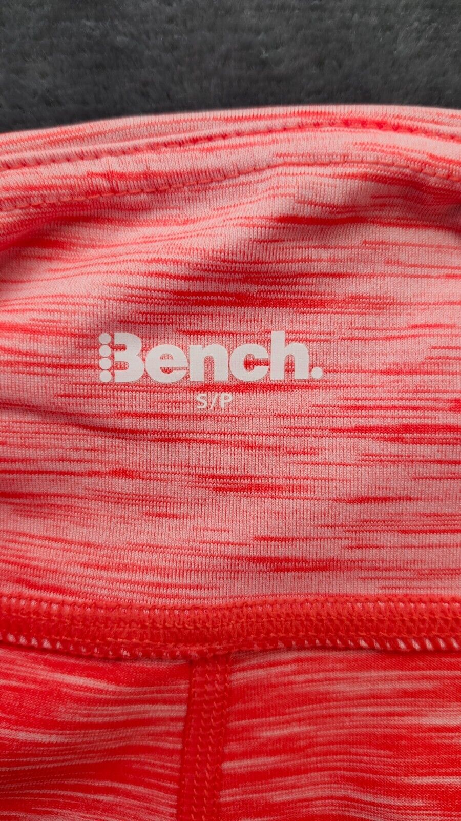 NWT Bench Urban Wear Womens Yoga pants capri skinny Size Small Pink