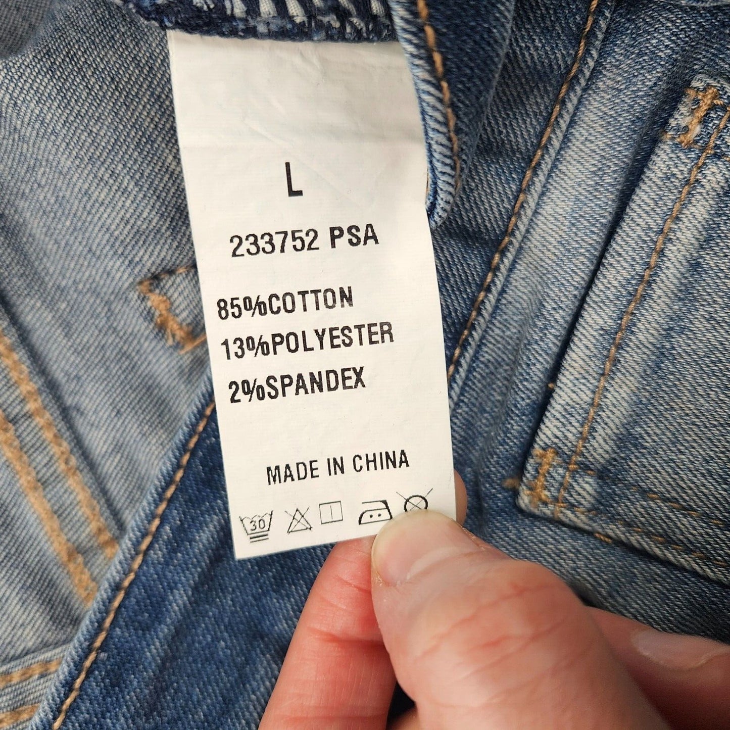 NWT Flamingals Women's Skinny Ripped Blue Jeans Size Large