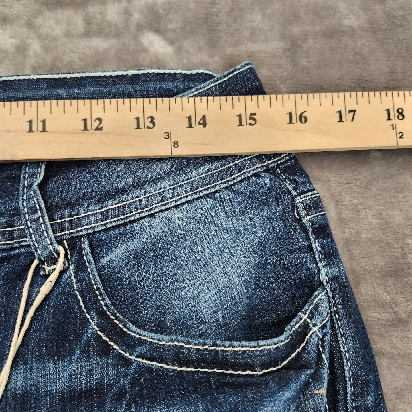 Flamingals Women's Straight Ripped Faded Dark Wash Blue Jeans Size XL