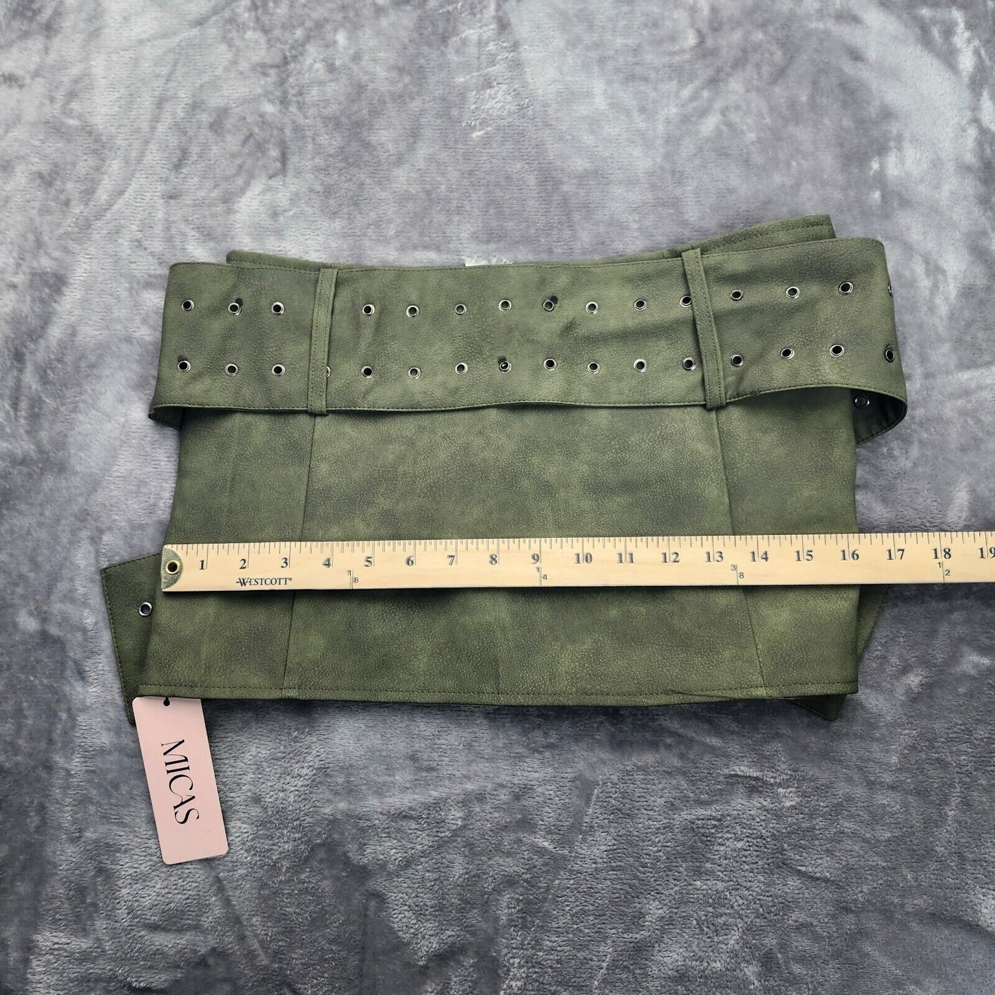 MICAS Women's Faux Leather Green Crossover Belt Mini Skirt Medium