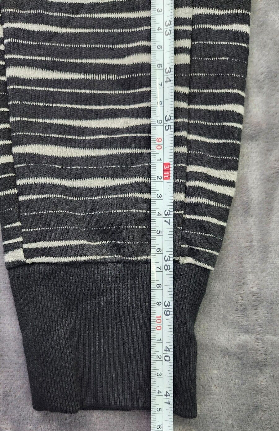 NWT Bench Urban Wear Womens Yoga pants Size Small Black Stripes