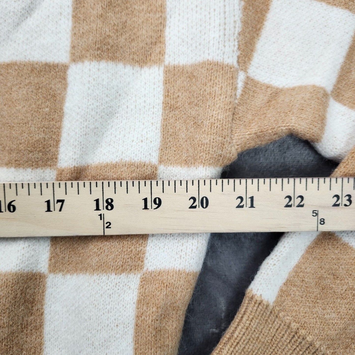 CUPSHE Womens Checkered Button-Front Cardigan Size Medium