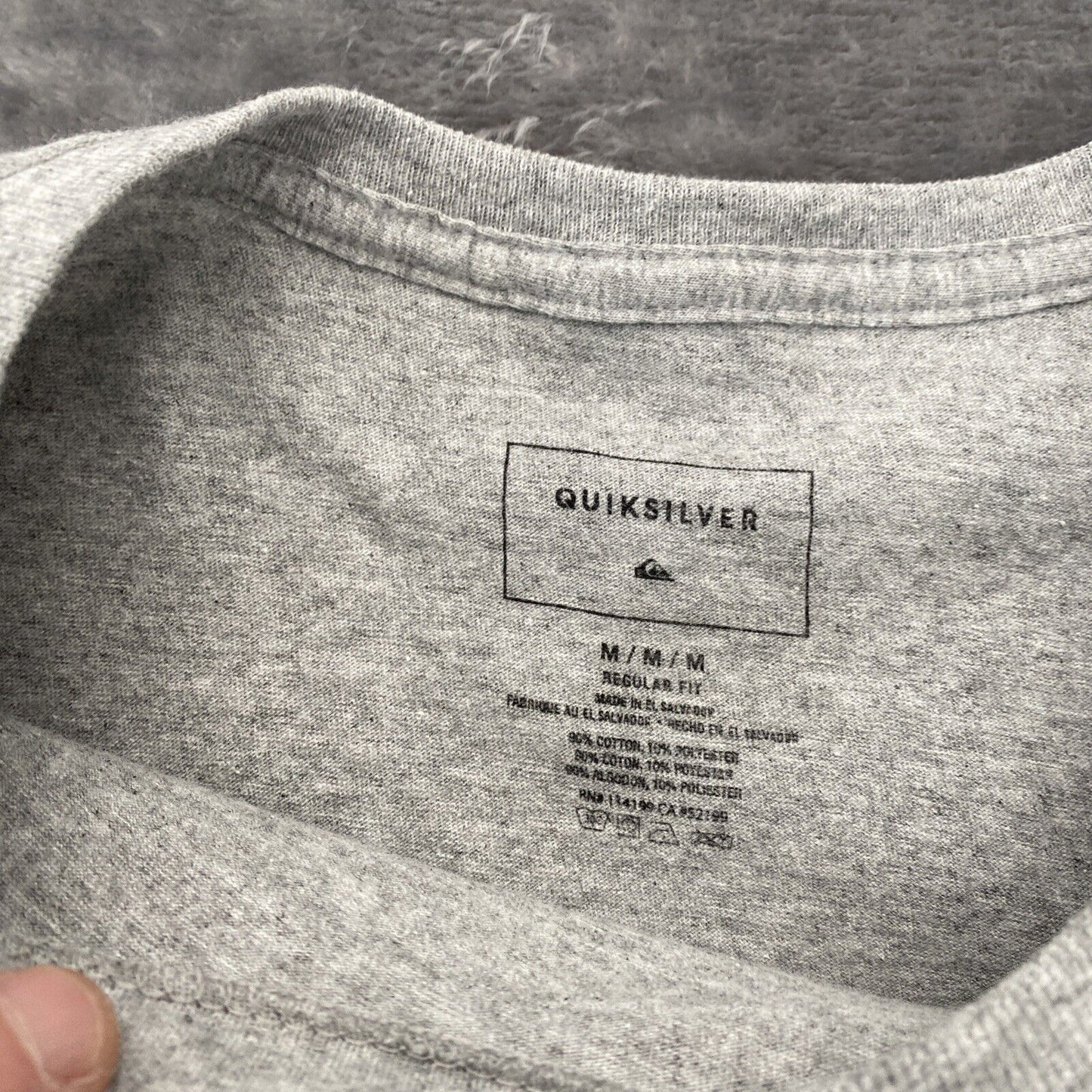 Quicksilver Gray with Logo on Chest T-Shirt Mens Size M