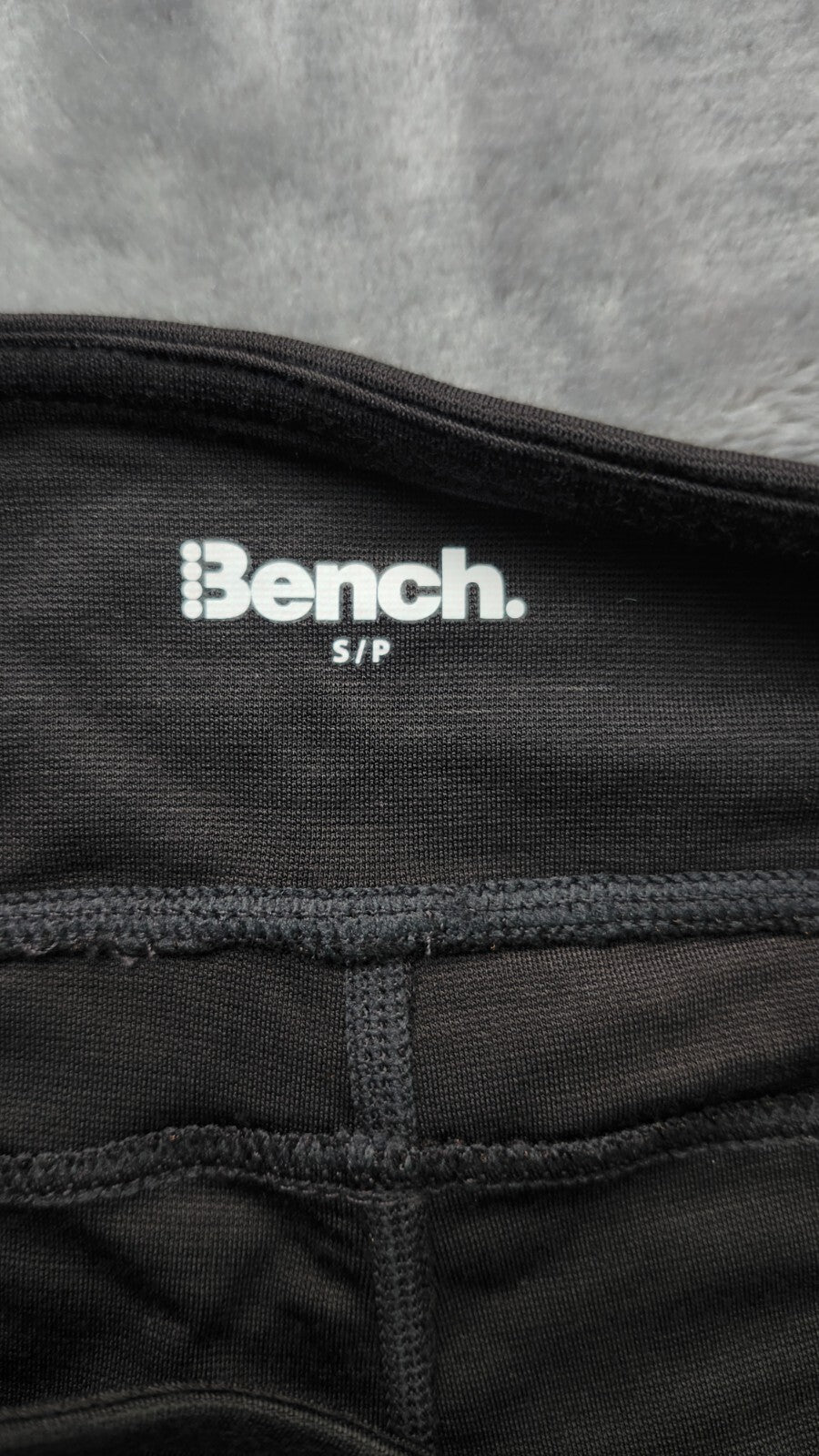 NWT Bench Urban Wear Womens Yoga pants Size Small Black