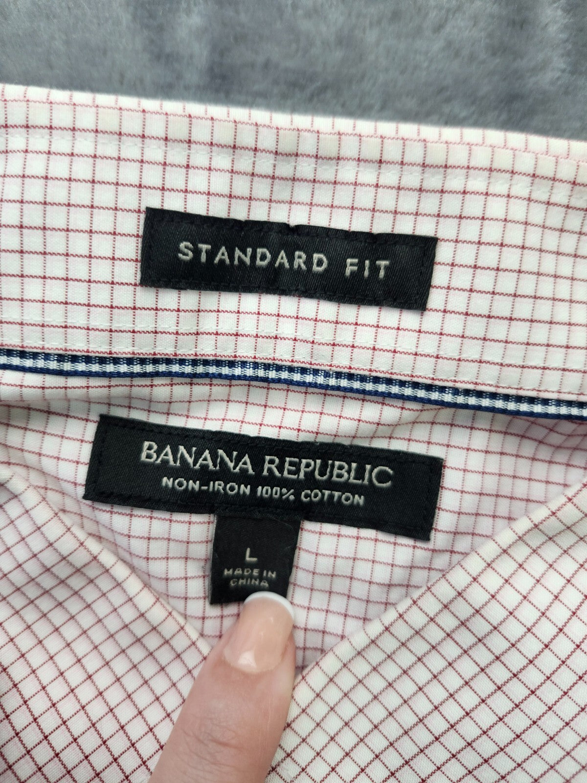 Banana Republic Non-iron 100% cotton Standard fit size large 16.5